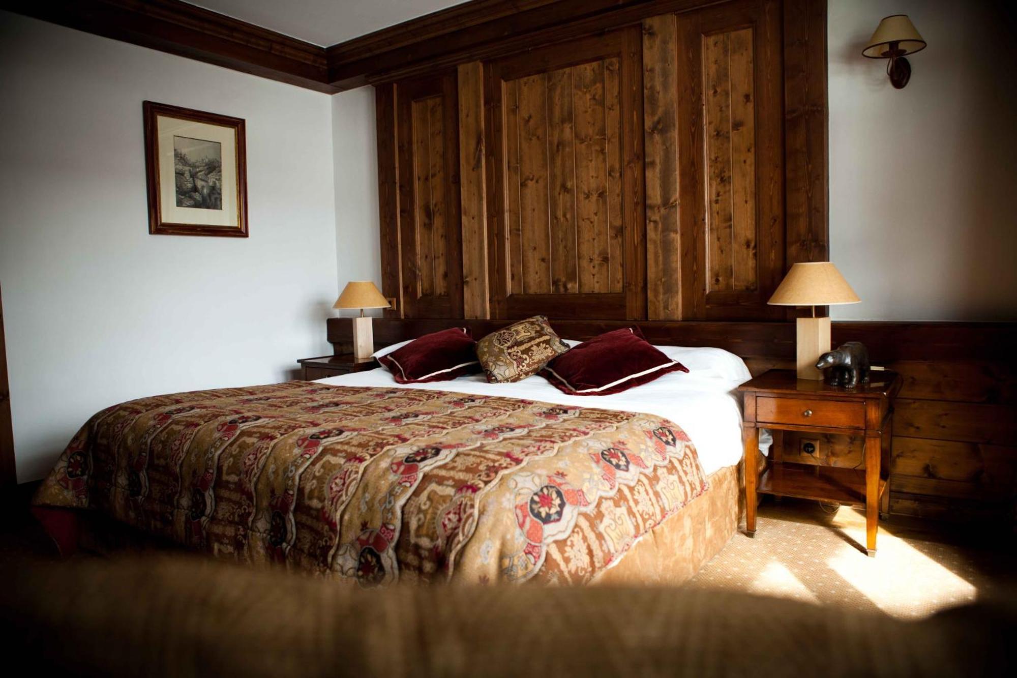 Hotel Les Barmes De L'Ours Val-d'Isère Room photo