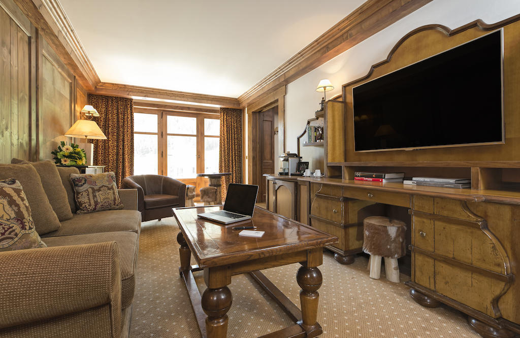 Hotel Les Barmes De L'Ours Val-d'Isère Room photo